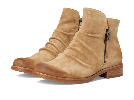 Sofft Womens Beckie II Fashion Boot Sand 9